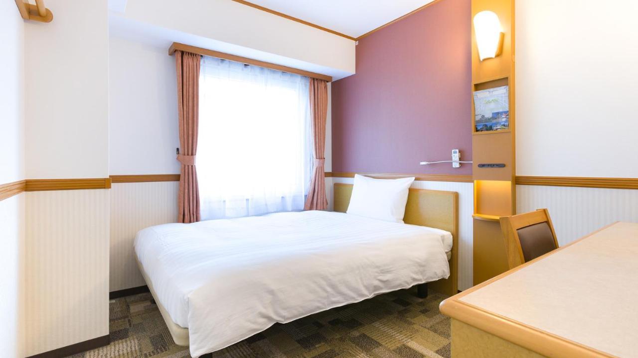 Toyoko Inn Okayama Eki Nishi Guchi Migi Esterno foto