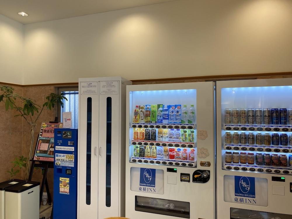 Toyoko Inn Okayama Eki Nishi Guchi Migi Esterno foto