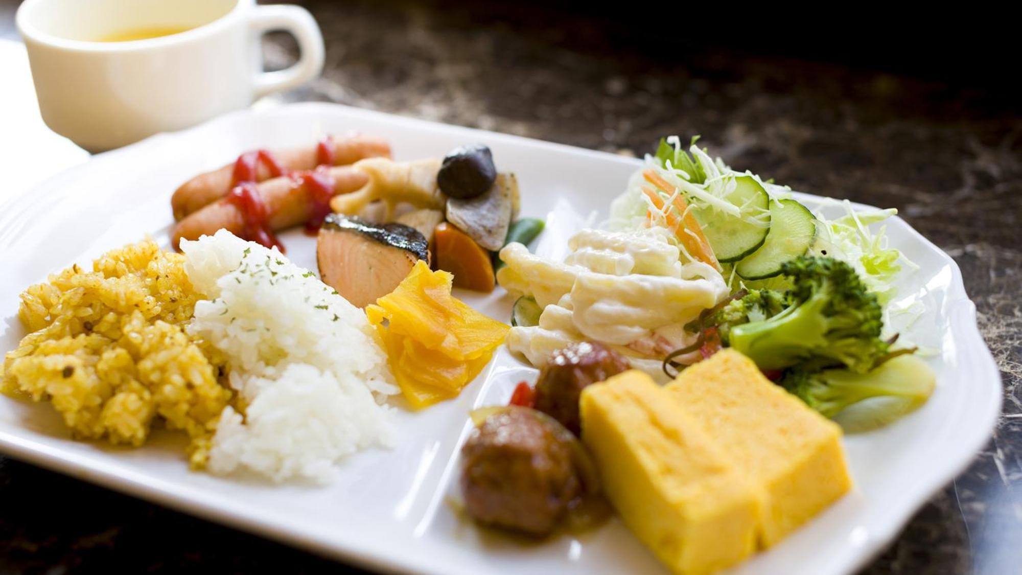 Toyoko Inn Okayama Eki Nishi Guchi Migi Esterno foto